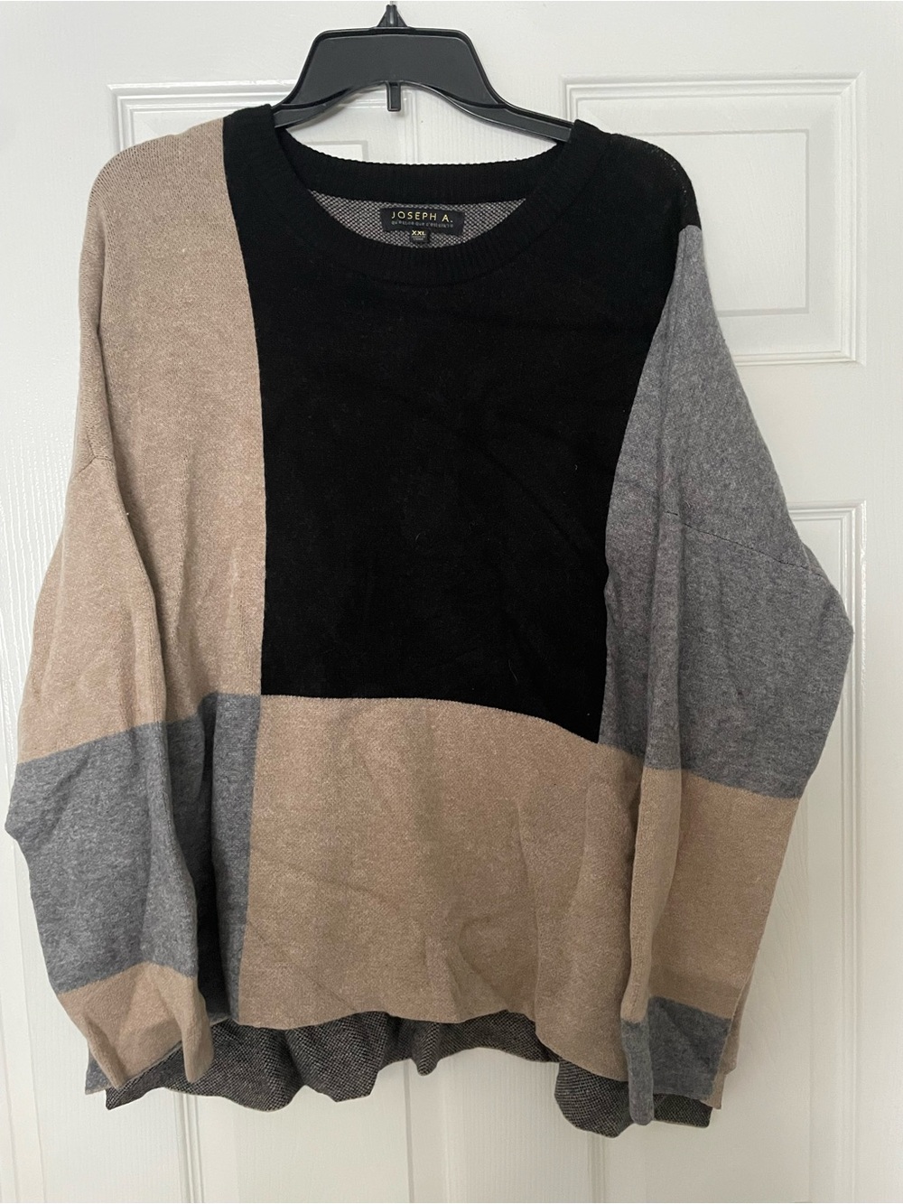 Joseph A Colorblock Women’s Sweater in Black, Gray & Tan